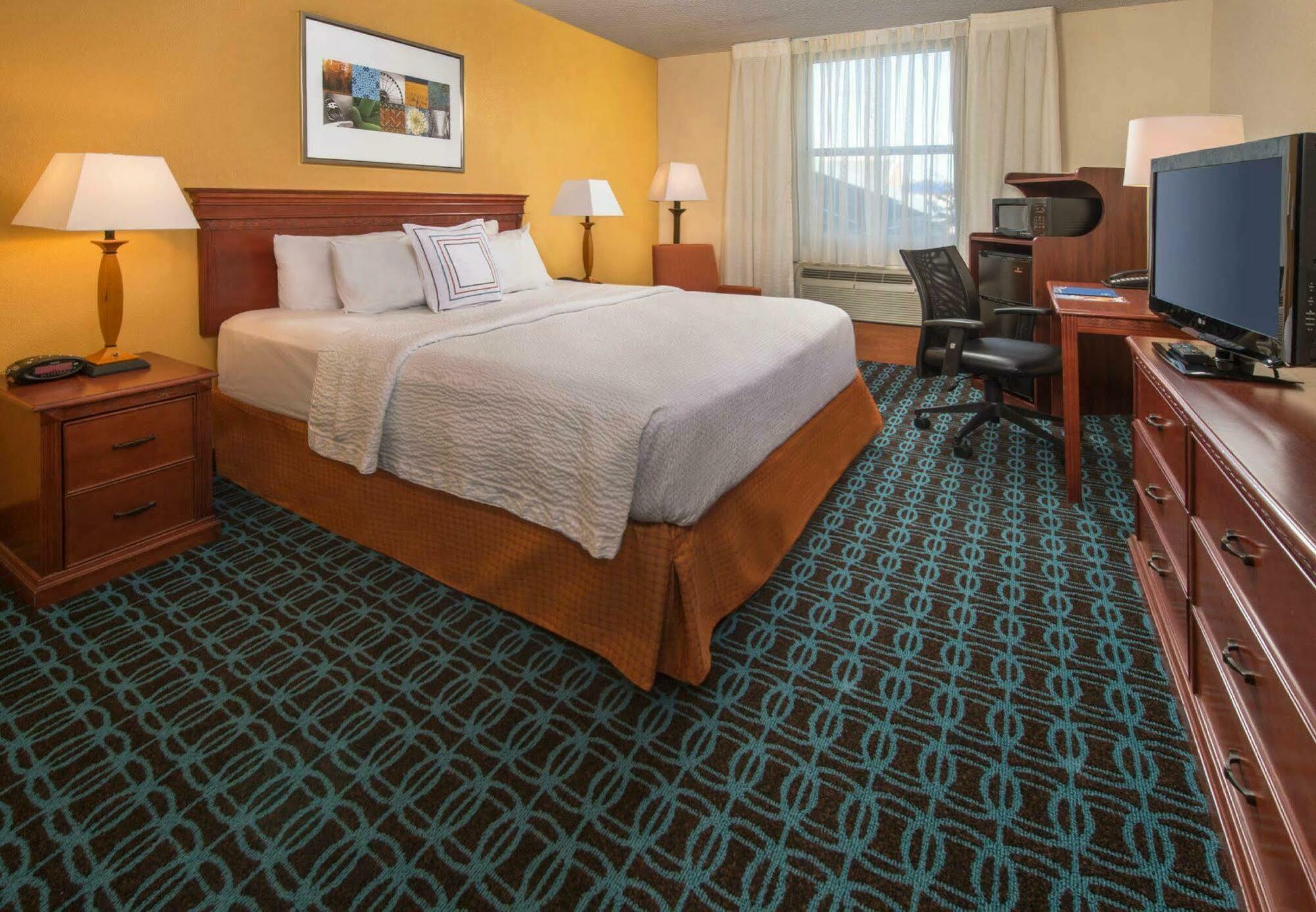 Fairfield Inn & Suites By Marriott Williamsburg Room photo